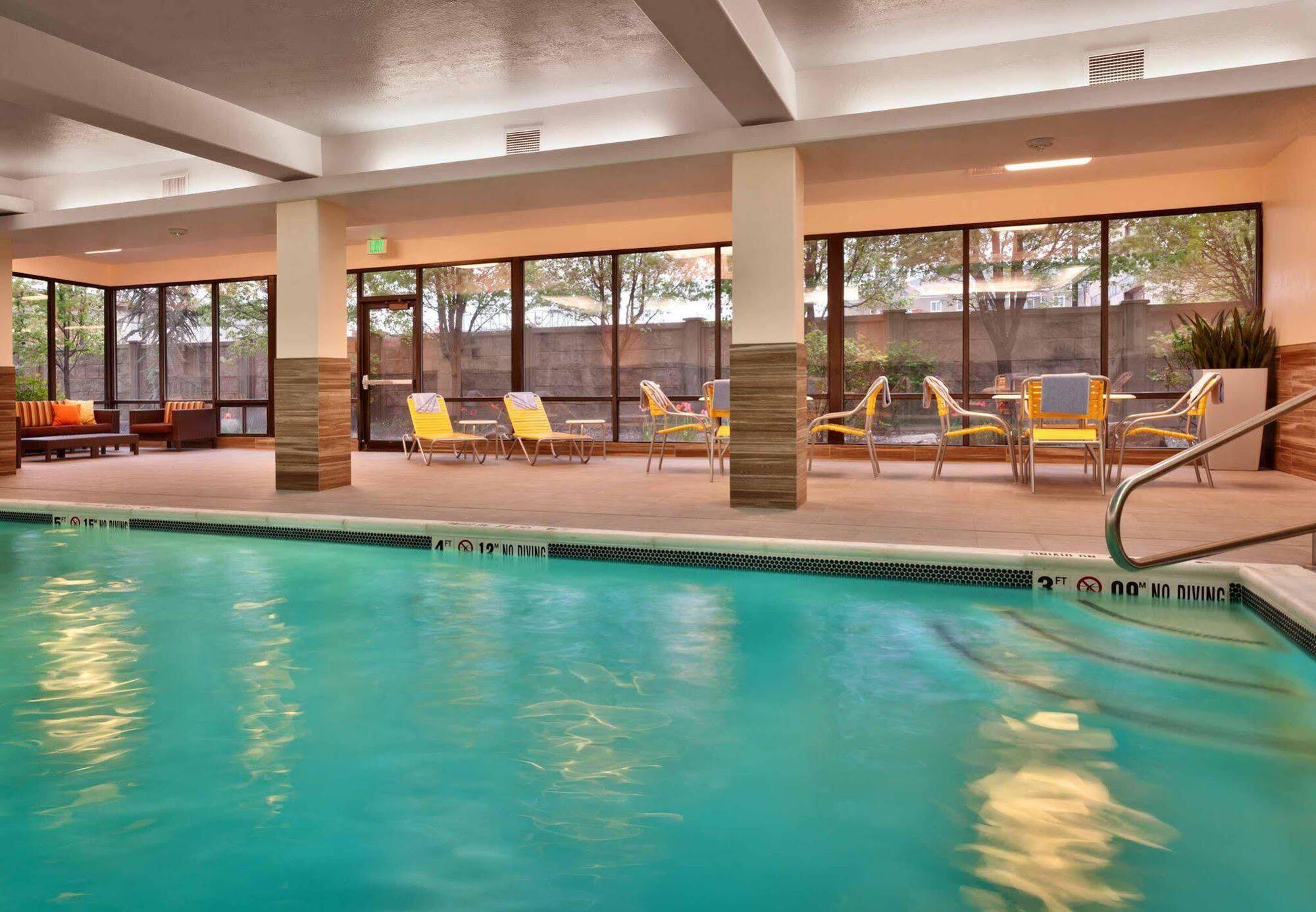 Courtyard By Marriott Salt Lake City Downtown Dış mekan fotoğraf